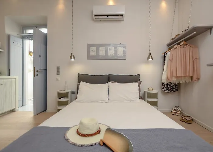 Venetian * Naxos City